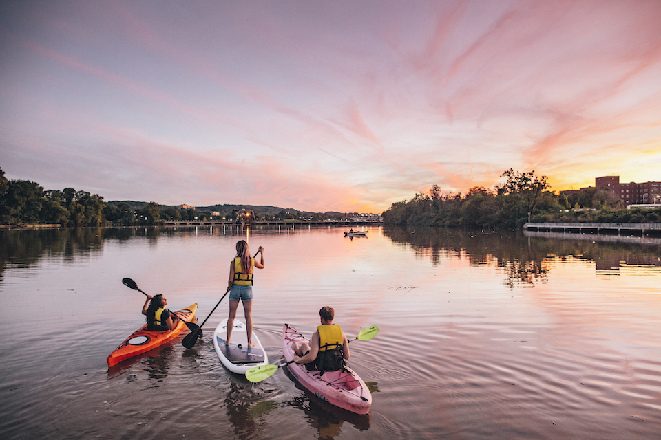 Kayak al tramonto