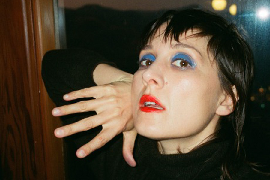 CATE LE BON