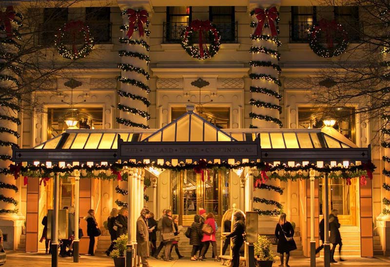@michi_bigbear - The Willard InterContinental Hotel at night during the holidays - Hotel in Washington, DC