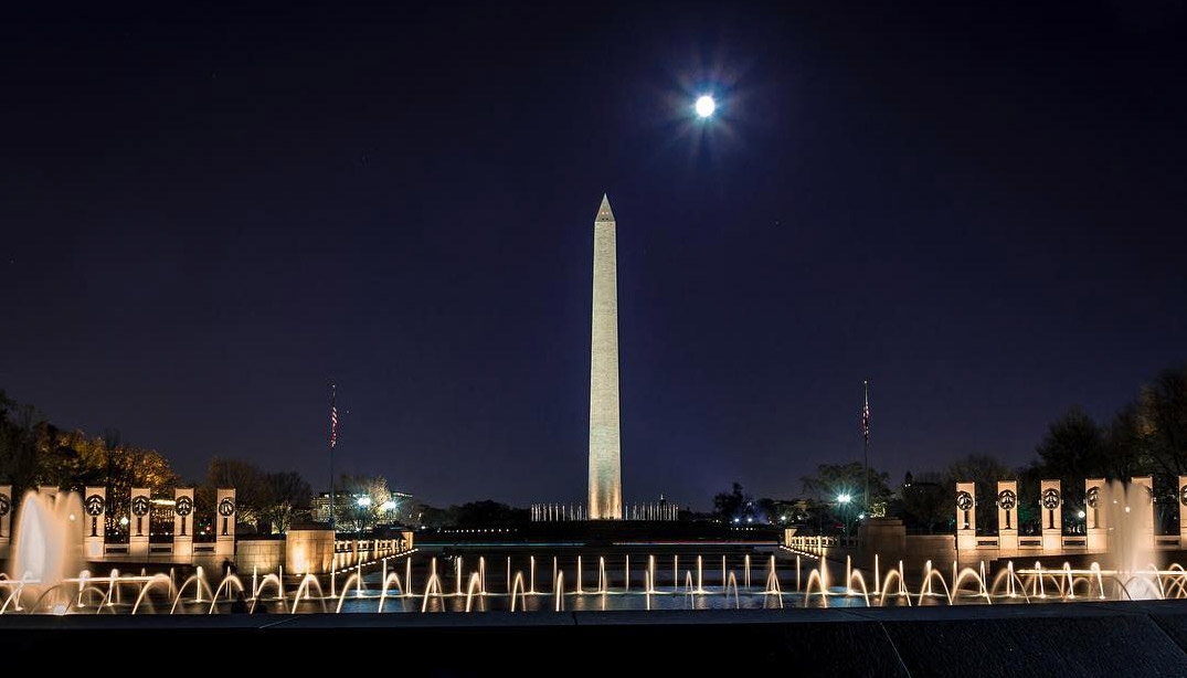 @djsinsear - National Mall at Night - Washington Monument and World War II Memorial - Washington, DC