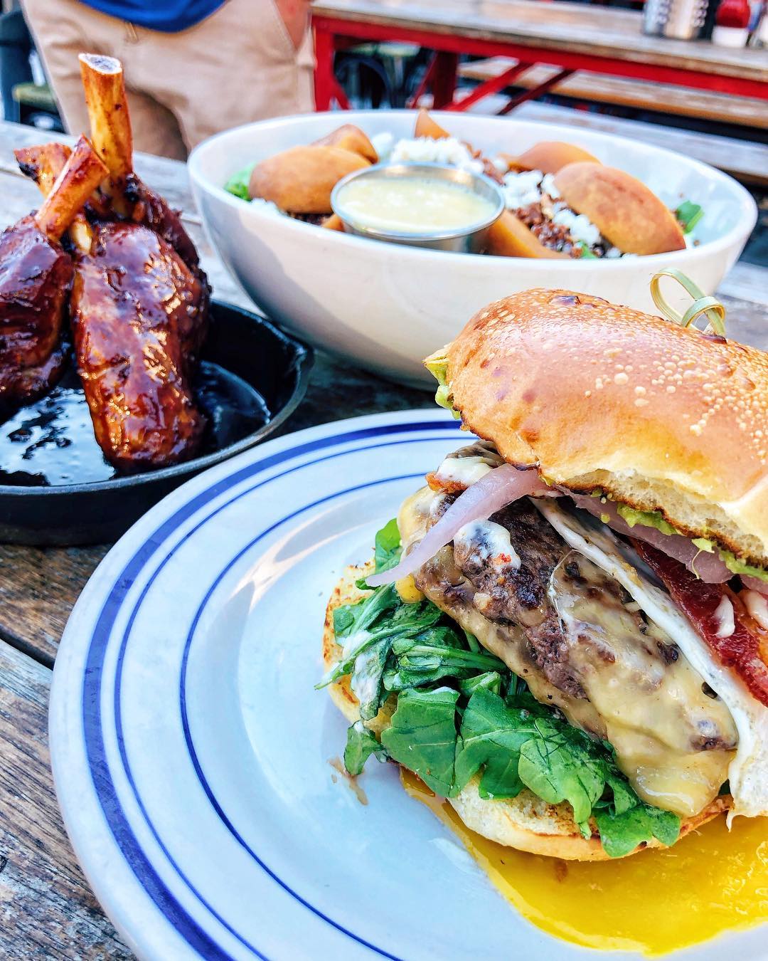 @eatthecapital - Dukes Counter