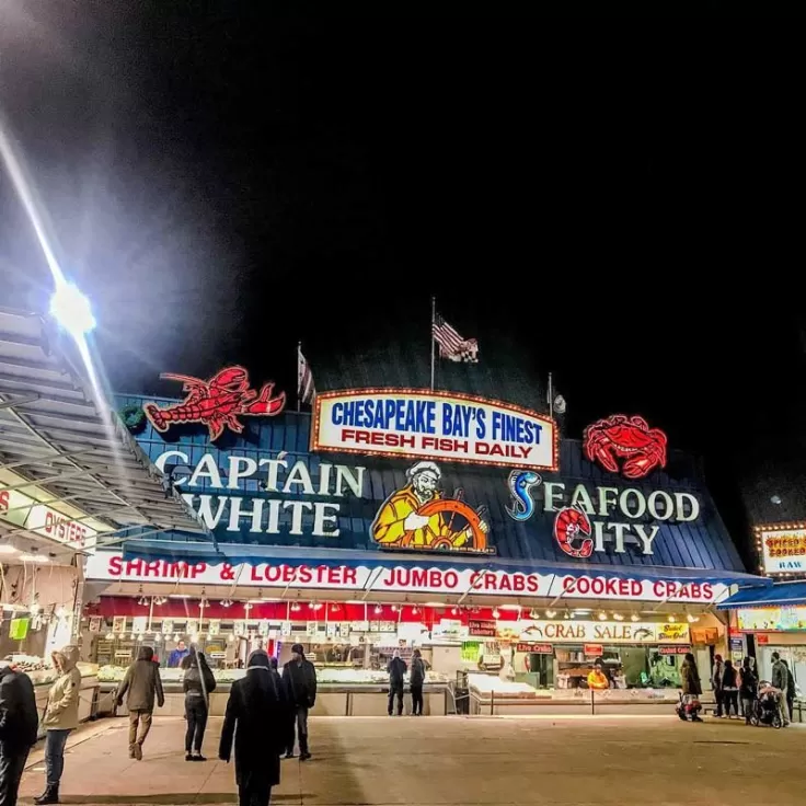 @lotus_r - Maine Avenue Fish Market at the Southwest Waterfront - The Wharf in Washington, DC