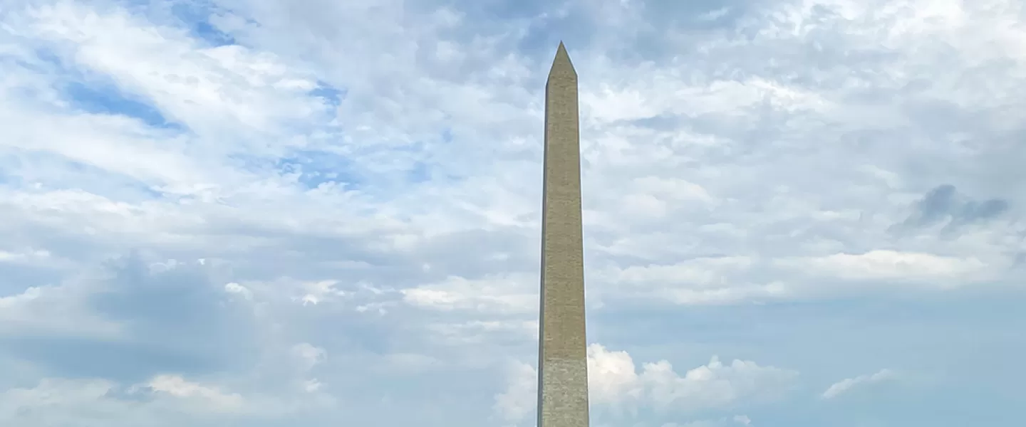 couple on the national monument