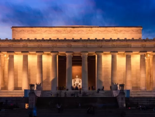 The Lincoln Memorial at night 